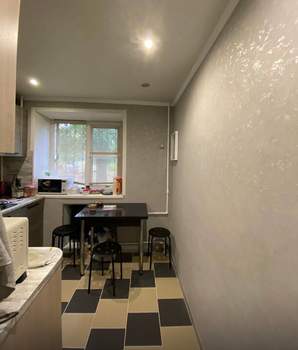 2-к квартира, вторичка, 45м2, 1/5 этаж