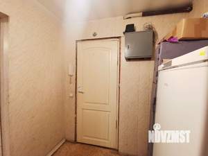 2-к квартира, вторичка, 64м2, 1/9 этаж