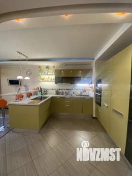 3-к квартира, вторичка, 125м2, 9/13 этаж