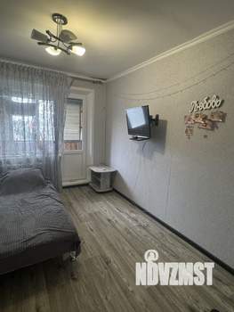 4-к квартира, вторичка, 63м2, 5/5 этаж