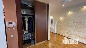 4-к квартира, вторичка, 260м2, 13/14 этаж