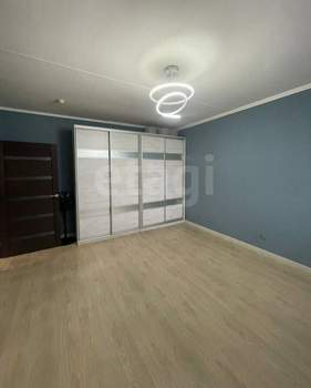 2-к квартира, вторичка, 64м2, 7/9 этаж