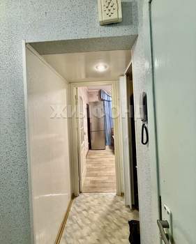 3-к квартира, вторичка, 68м2, 1/10 этаж