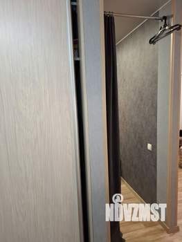 2-к квартира, вторичка, 44м2, 1/4 этаж