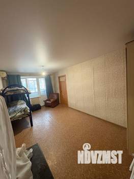 3-к квартира, вторичка, 55м2, 1/6 этаж