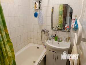 2-к квартира, вторичка, 43м2, 1/9 этаж