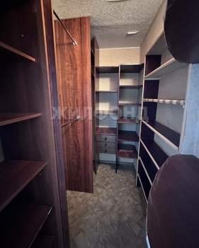 2-к квартира, вторичка, 43м2, 1/3 этаж