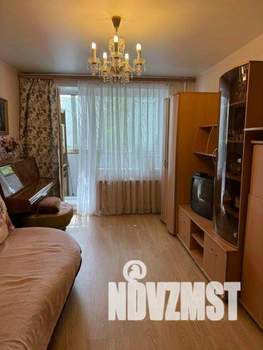 2-к квартира, вторичка, 50м2, 4/10 этаж