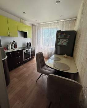 2-к квартира, вторичка, 50м2, 9/9 этаж