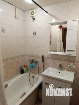 3-к квартира, вторичка, 57м2, 8/9 этаж