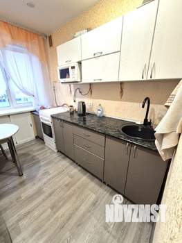 2-к квартира, вторичка, 42м2, 9/9 этаж