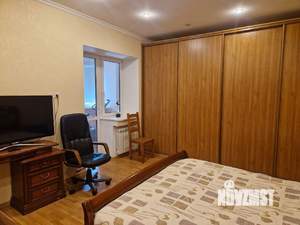 4-к квартира, вторичка, 251м2, 8/8 этаж