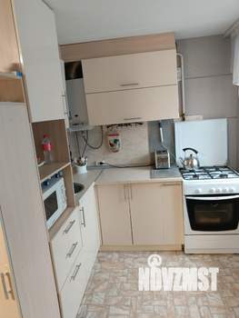 2-к квартира, вторичка, 42м2, 3/5 этаж
