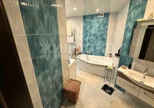 4-к квартира, вторичка, 144м2, 2/6 этаж