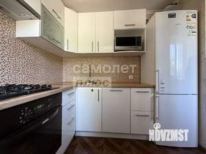 4-к квартира, вторичка, 61м2, 1/5 этаж