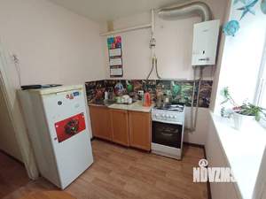 2-к квартира, вторичка, 42м2, 1/5 этаж