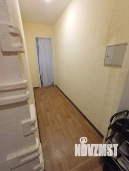 2-к квартира, вторичка, 42м2, 1/4 этаж