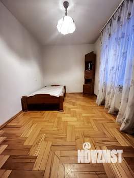 4-к квартира, вторичка, 82м2, 8/10 этаж