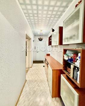 3-к квартира, вторичка, 68м2, 1/10 этаж