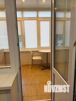 2-к квартира, вторичка, 63м2, 2/18 этаж