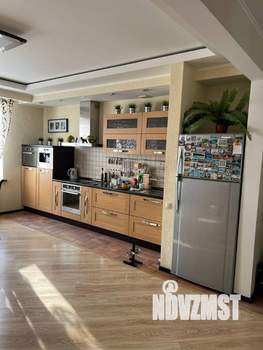 4-к квартира, вторичка, 150м2, 5/7 этаж