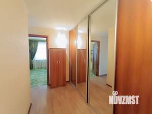 4-к квартира, вторичка, 63м2, 5/5 этаж