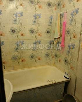 3-к квартира, вторичка, 61м2, 2/5 этаж