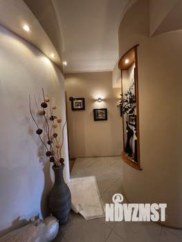 3-к квартира, вторичка, 100м2, 6/6 этаж