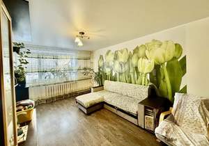 2-к квартира, вторичка, 44м2, 1/4 этаж