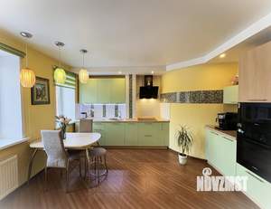 3-к квартира, вторичка, 98м2, 4/9 этаж