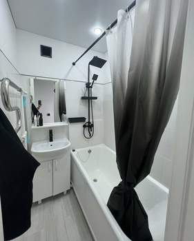 2-к квартира, вторичка, 50м2, 5/5 этаж
