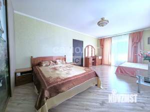 3-к квартира, вторичка, 140м2, 8/15 этаж