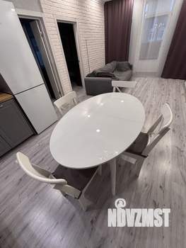 4-к квартира, вторичка, 100м2, 2/5 этаж