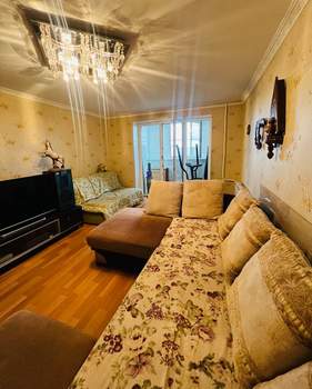 3-к квартира, вторичка, 72м2, 9/14 этаж