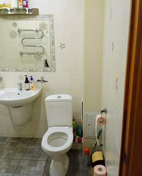 2-к квартира, вторичка, 56м2, 1/10 этаж