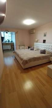 4-к квартира, вторичка, 200м2, 7/9 этаж