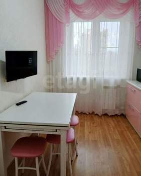 3-к квартира, вторичка, 75м2, 6/9 этаж