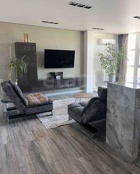 4-к квартира, вторичка, 115м2, 1/4 этаж