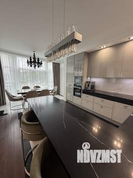 2-к квартира, вторичка, 106м2, 1/4 этаж