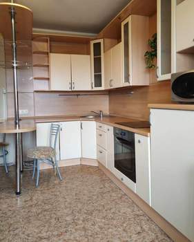 1-к квартира, вторичка, 42м2, 4/10 этаж