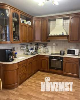 4-к квартира, вторичка, 139м2, 2/10 этаж