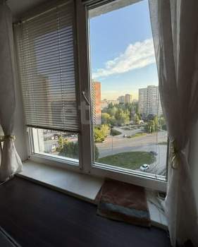 4-к квартира, вторичка, 90м2, 10/10 этаж