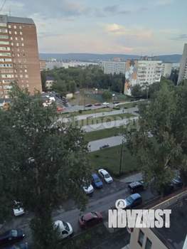 2-к квартира, вторичка, 50м2, 9/9 этаж