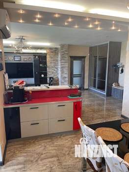 3-к квартира, вторичка, 110м2, 5/6 этаж