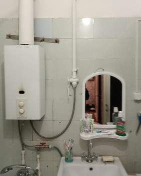 2-к квартира, вторичка, 57м2, 1/3 этаж