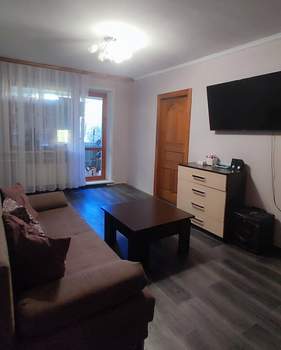 3-к квартира, вторичка, 57м2, 5/5 этаж