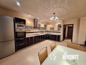 3-к квартира, вторичка, 102м2, 6/6 этаж