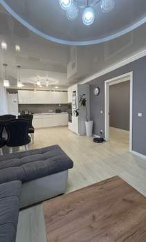 3-к квартира, вторичка, 93м2, 10/18 этаж