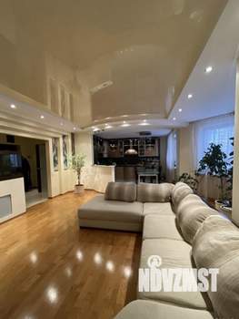 4-к квартира, вторичка, 148м2, 2/15 этаж