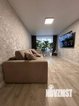 3-к квартира, вторичка, 65м2, 8/9 этаж